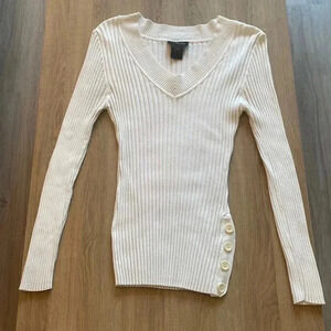 V neck long sleeve stretchy ribbed top